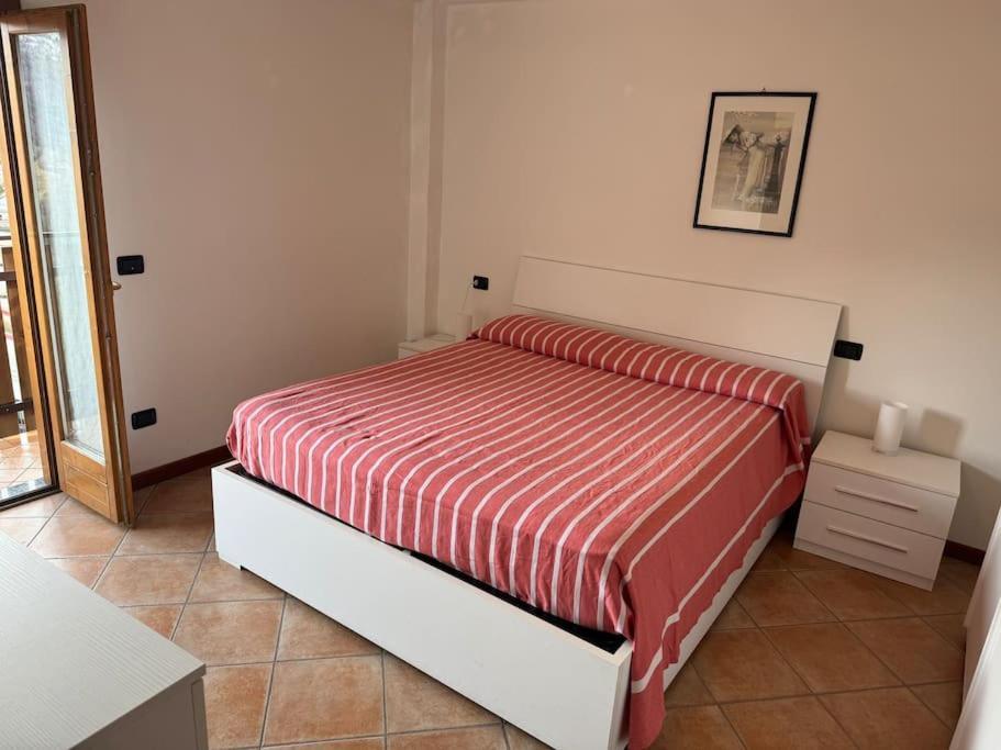 Suite Panoramica Casa Vacanza Di Alex G Oltre il Colle Exterior foto